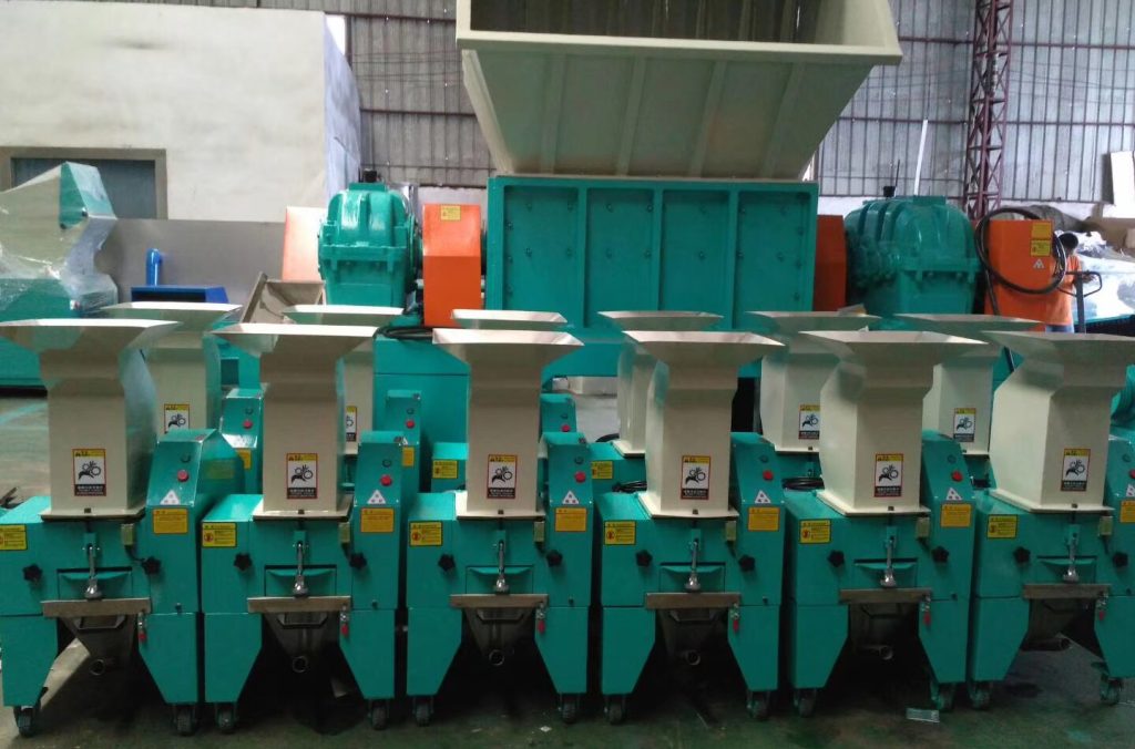 plastic grinding shredder machine dual shaft