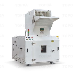 Soundproof plastic crusher